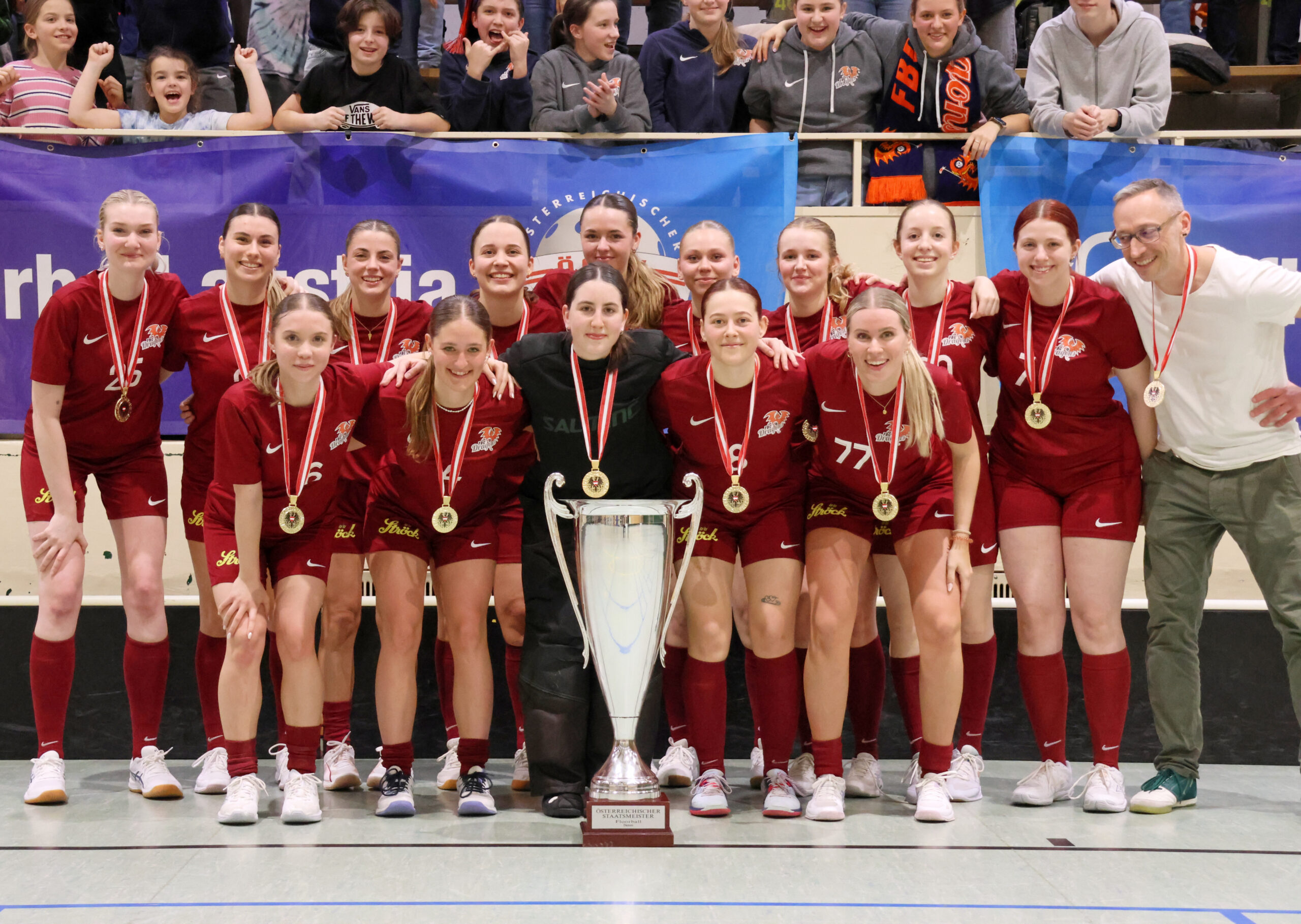 Liesinger Drachen-Ladies sind Floorball-Staatsmeister