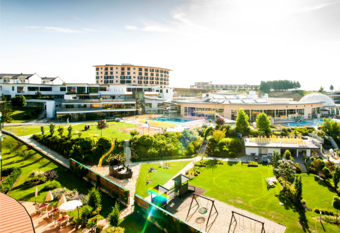 Allegria Resort außen_Therme