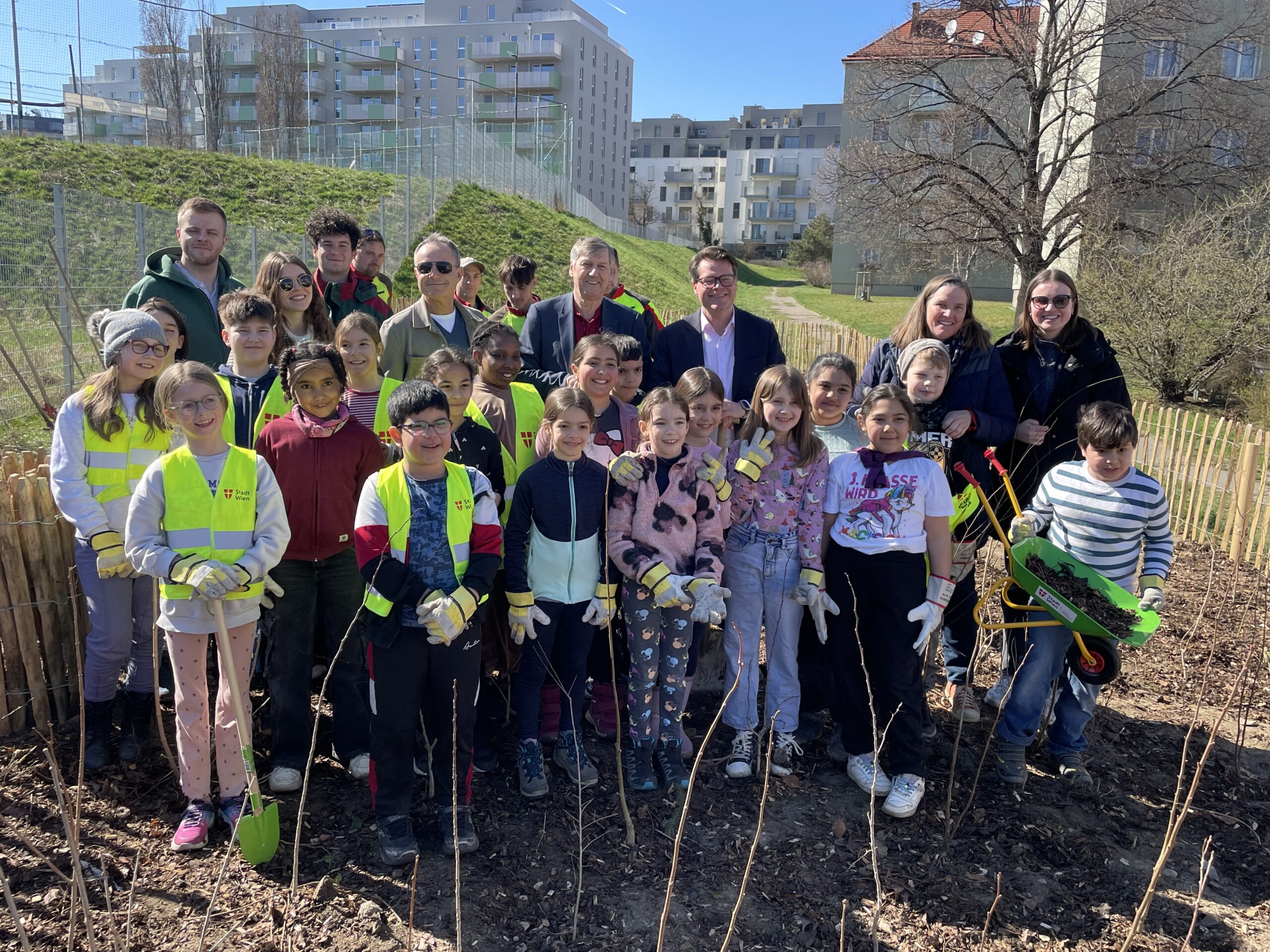 Grün macht Laune: Ein Wäldchen für die Landstraße