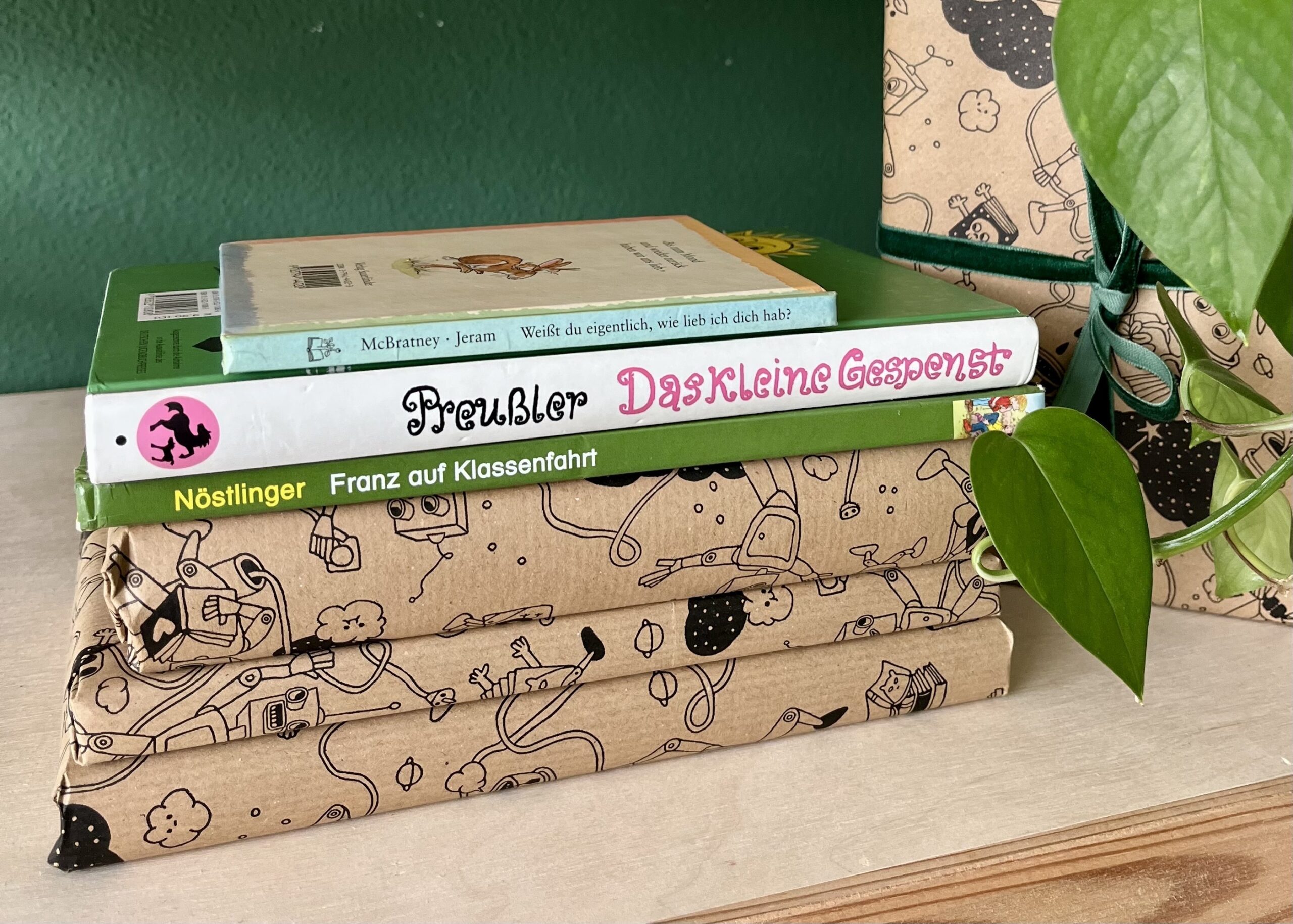 Vorlesetag & Kinderbuchtag: Warum Vorlesen so wichtig ist