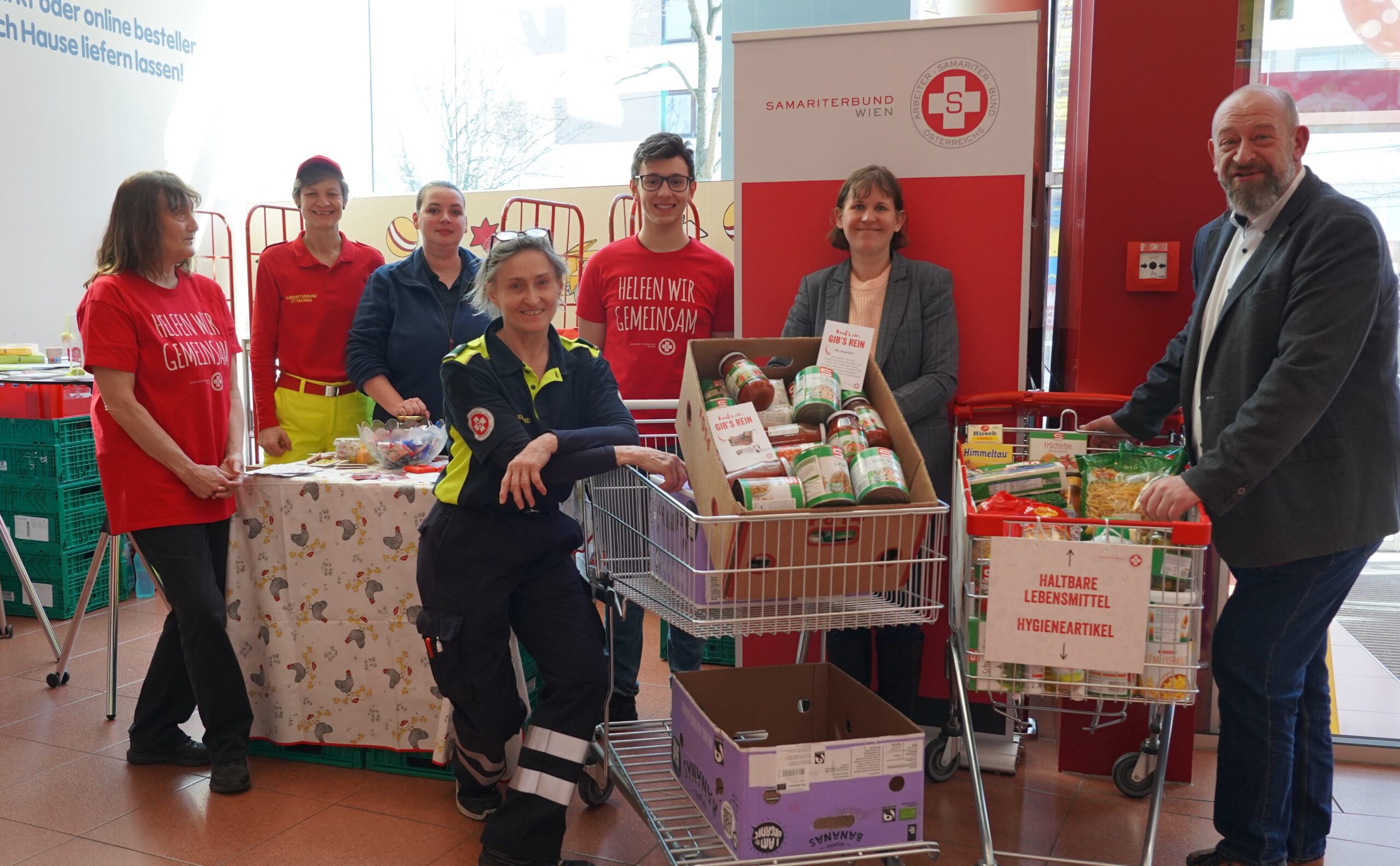 Volles Herz für leere Regale: Ottakring sammelt für Sozialmärkte
