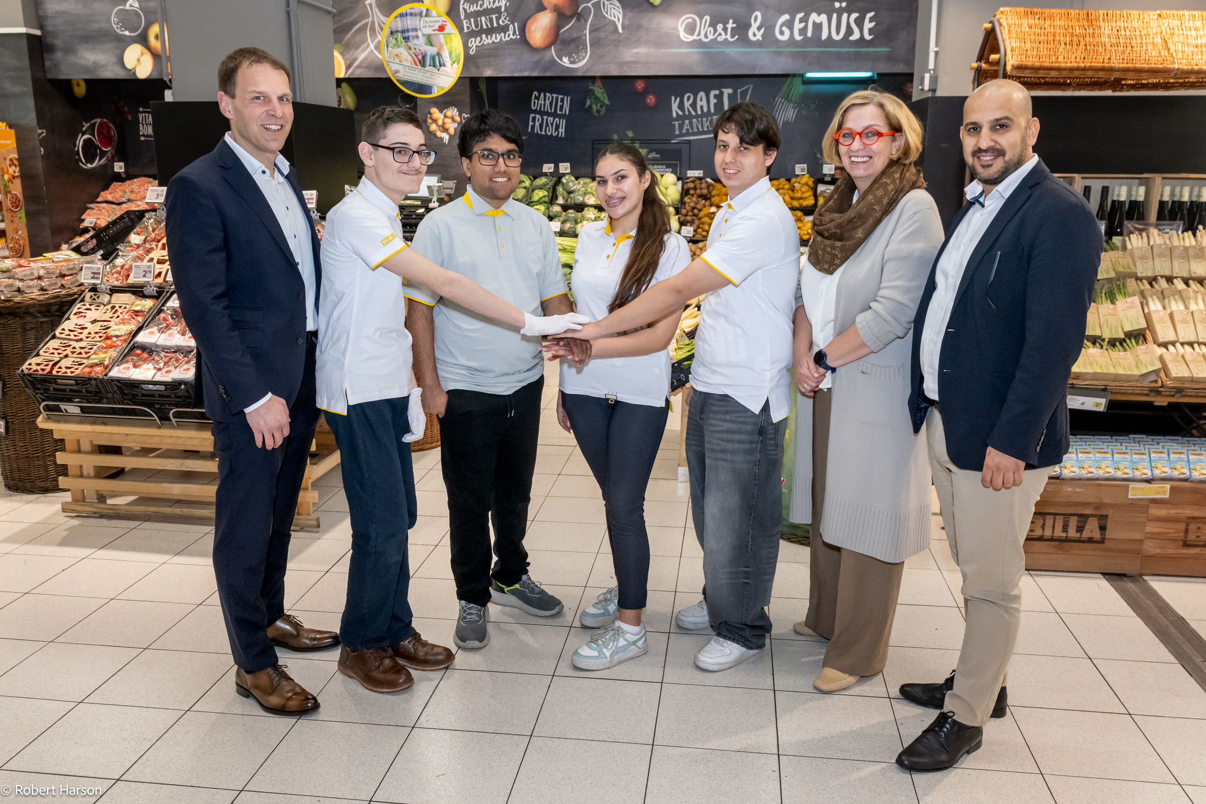 Zukunft statt Barrieren: BILLA macht Platz für junge Talente