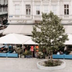03_Der Schanigarten vor dem Cafe Mozart erstrahlt in neuem Glanz_c_Moritz Scheer