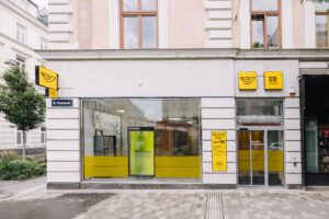 Die neue 24/7-SB-Filiale der Post in der Haberlgasse 51 (Bild: Post AG).