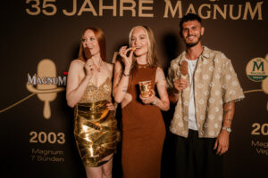 Cooles Opening im MQ: Magnum feiert mit Eis und Promis