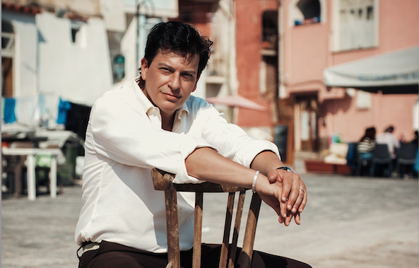 Mit Patrizio Buanne kehrt das „Dolce Vita“ nach Favoriten zurück