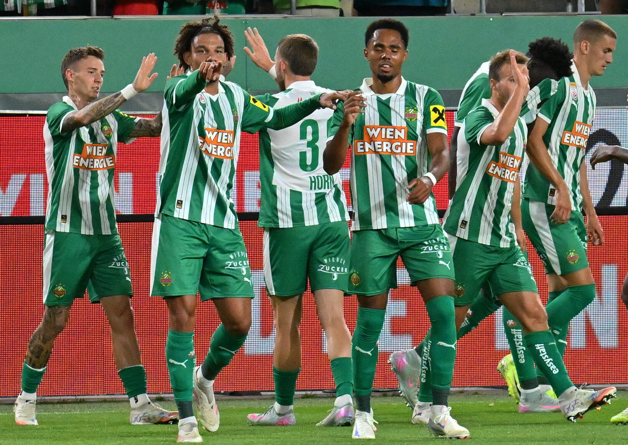 Ausnahmezustand in Hütteldorf beim Rapid-Rückspiel gegen Györ