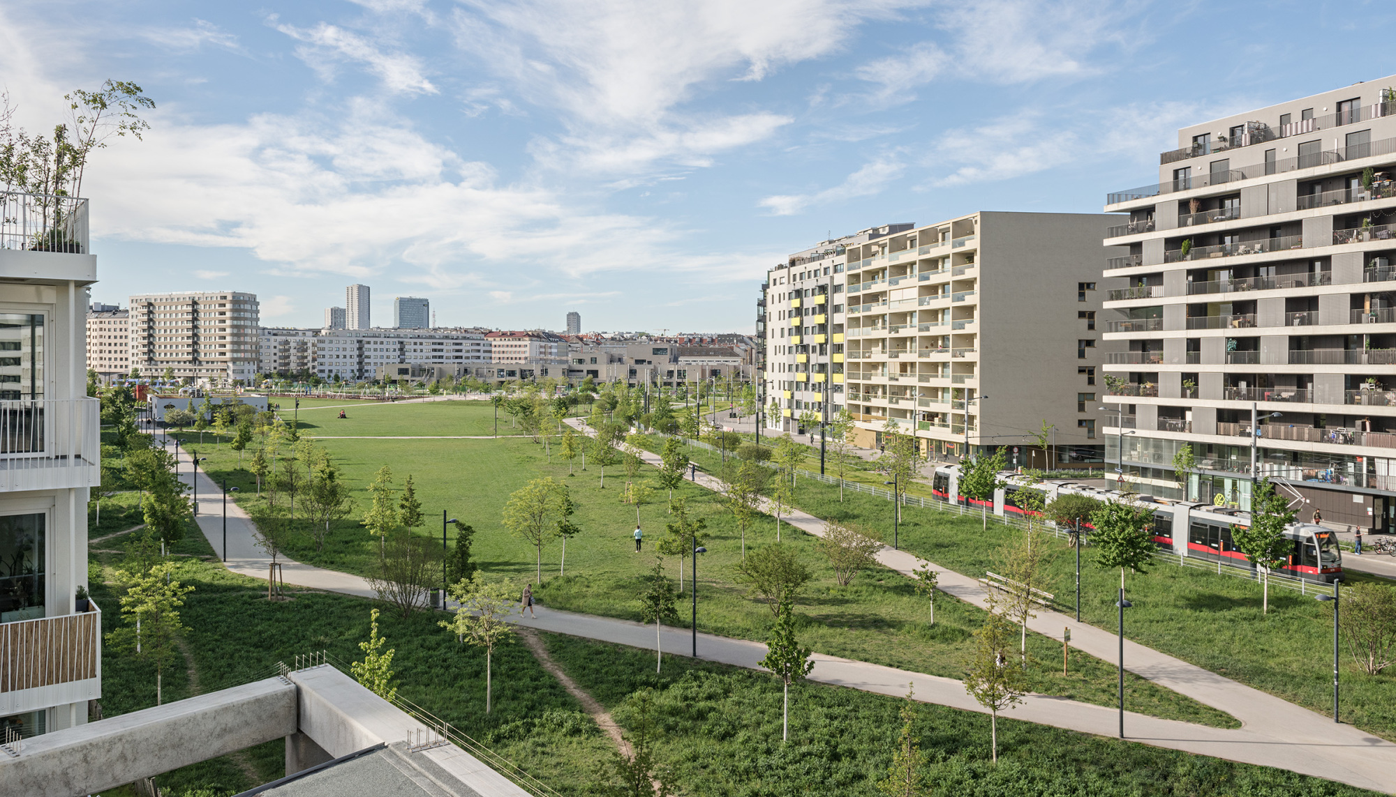 Achtsamkeit im Grünen: Helmut-Zilk-Park wird zur Oase der Ruhe