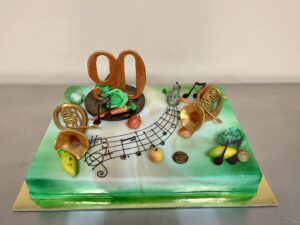 In ihrer Backstube entstehen köstliche Kunstwerke für jeden Anlass © Süßer Fink