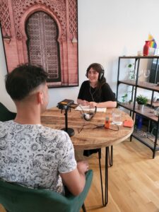 Laura Andreß führte berührende Gespräche @ M. Mikulik