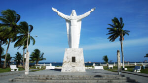 Jesus Christus Statue in Colon