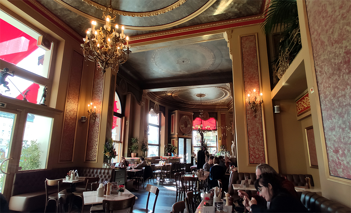Café Savoy