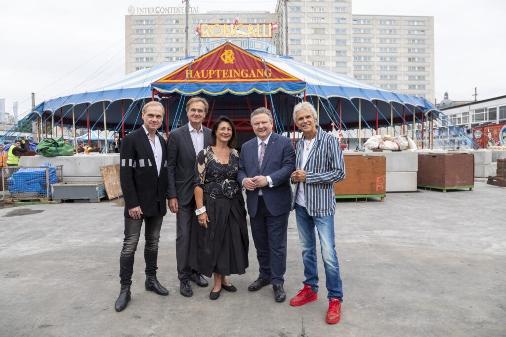 Roncalli-Zelt am Heumarkt: Bühne für Strauss-Weltpremiere - Wiener ...