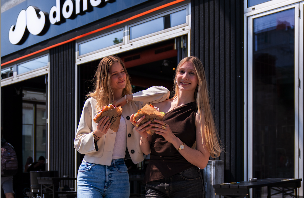 Das ist ja noch schöner: Jetzt gibt’s sogar Gratis-Döner