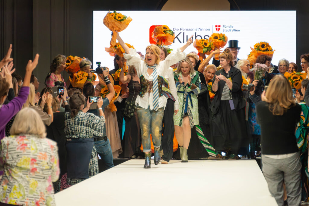 Die Wiener Pensionist*innenklubs erobern den Laufsteg der Vienna Fashion Week