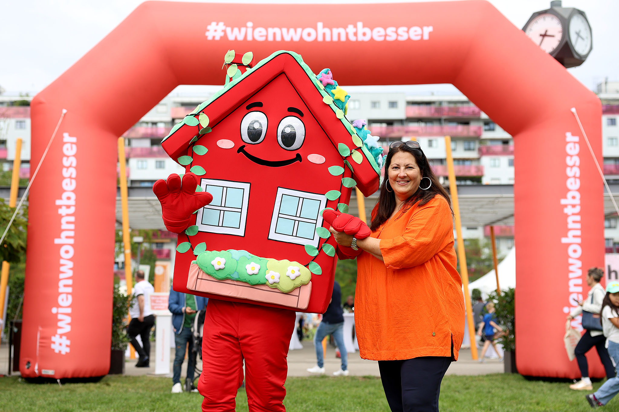 Volles Haus beim 6. Tag des Wiener Wohnbaus im Rudolf-Bednar-Park