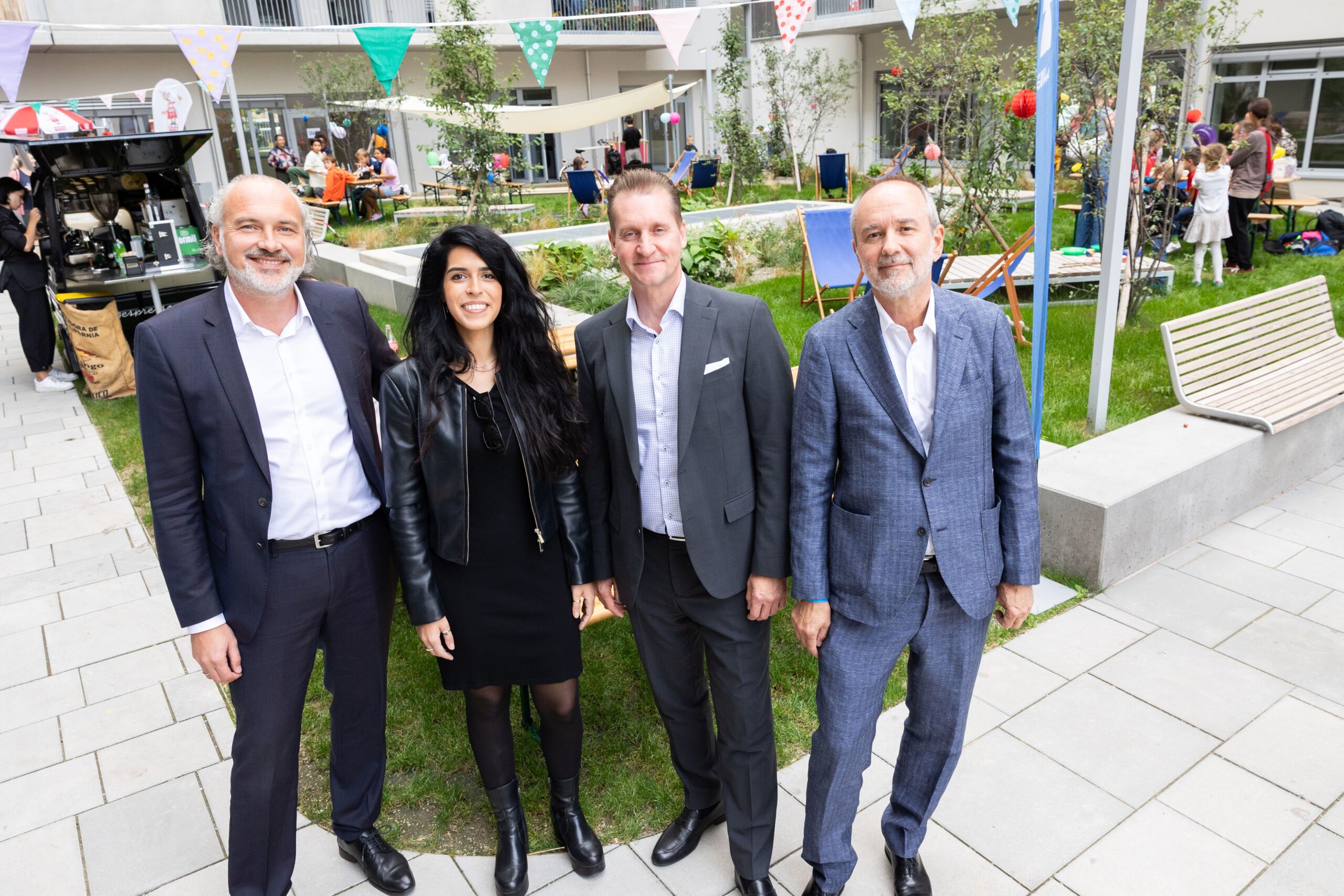 „Stadtregal“: Neues Wohnprojekt der ARWAG startet mit großem Fest