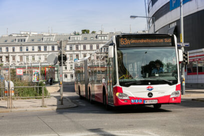 Die Öffis verdichten ihre Intervalle zu Allerheiligen
