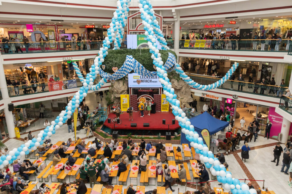 Oktoberfest in der Lugner City 2025