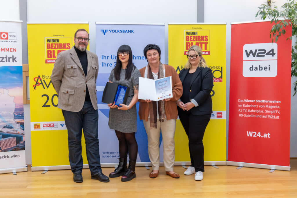 Medical-Award: Die Häuser zum Leben Penzing mit Kurt Reichel, Alina Tarmann, Sabine Hinterhofer und Mia Grader (Bild: Oblak).