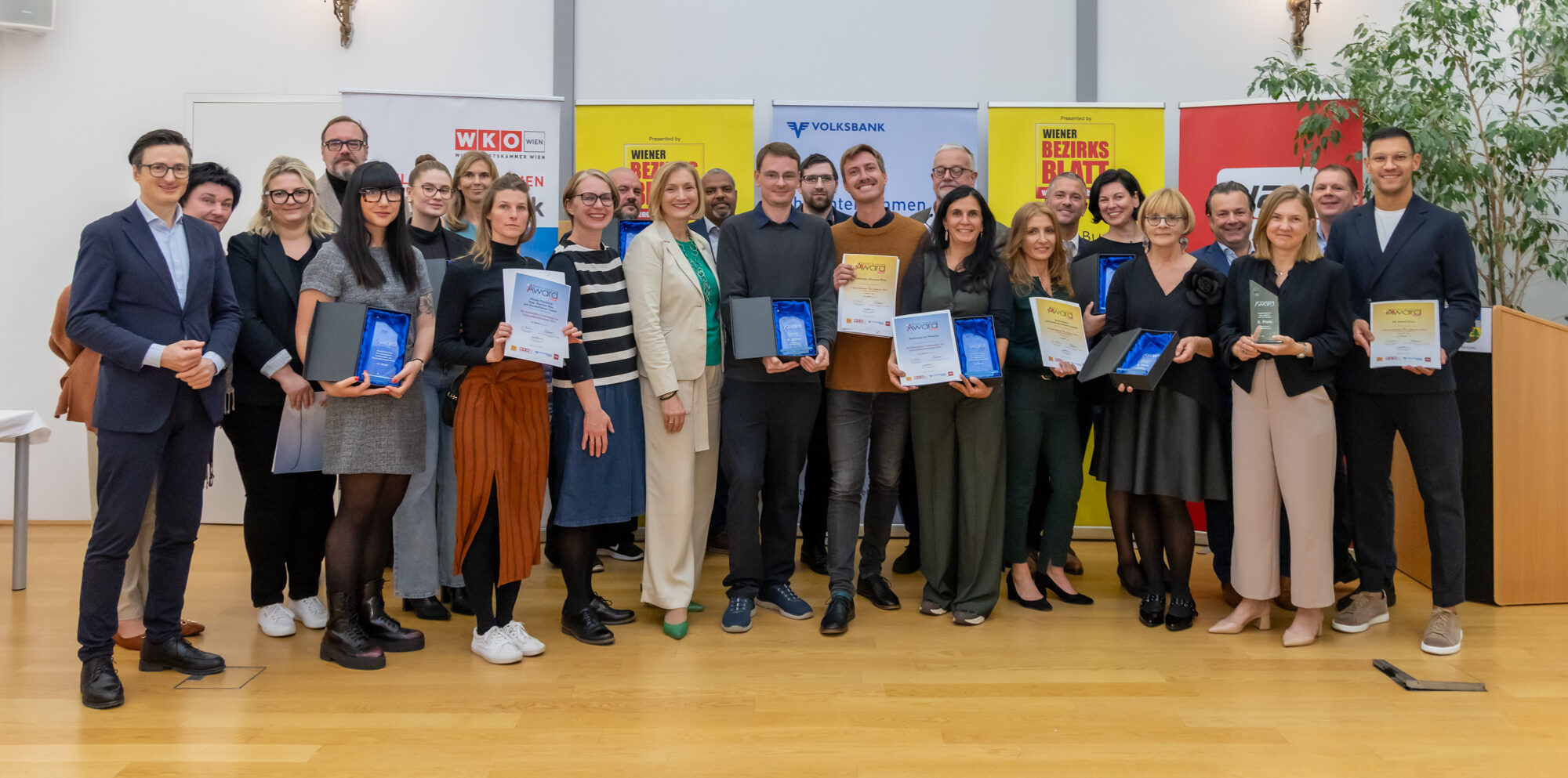 Penzing: So sehen die Business- & Medical-Award-Sieger aus!