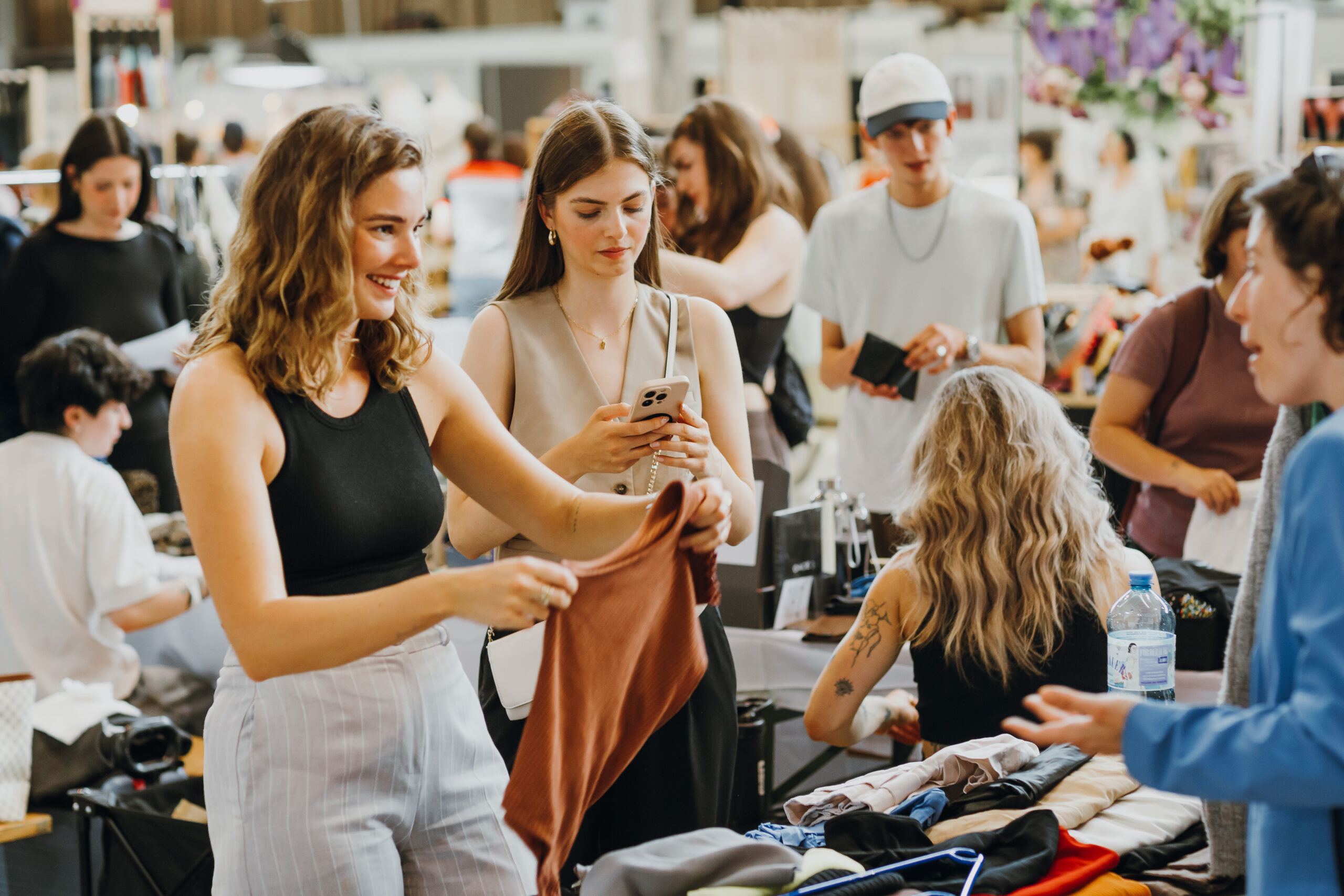 Edelstoff-Herbstmarkt: Hippe Schätze und Geschenke-Jagd