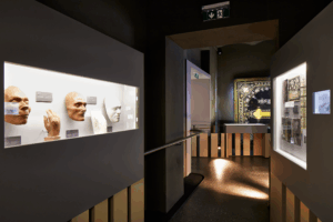 Einblick in die Ausstellungsräumlichkeiten des Bestattungsmuseums Wien © Bestattung Wien/Manfred Seidl