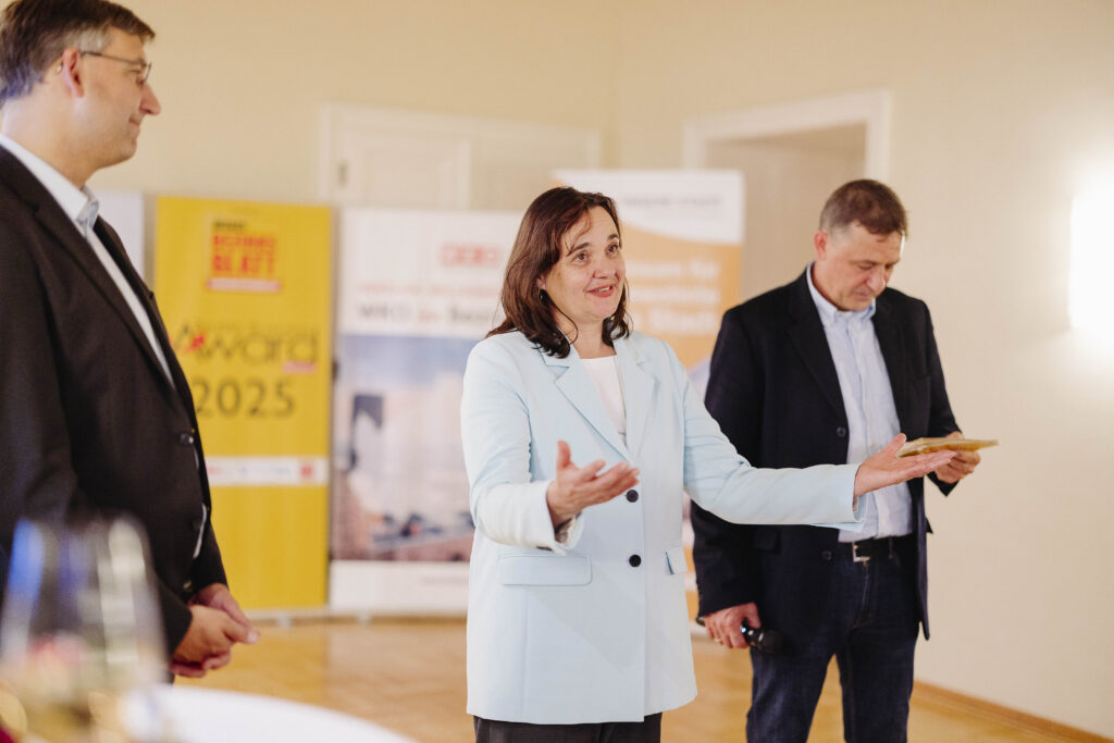 Anita Bock von der Wirtschaftskammer Wien beglückwünschte die Gewinner:innen.