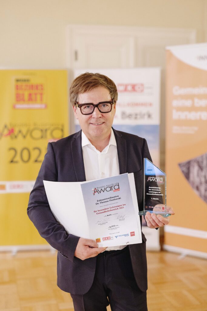 Dr. Thomas Pawlowski