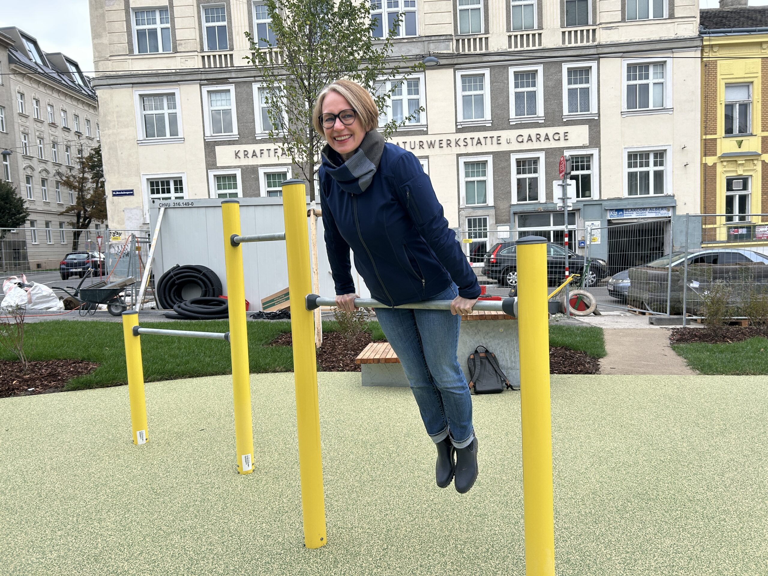 Bahnhof Breitensee: Neue Fitnessgeräte für alle Anrainer