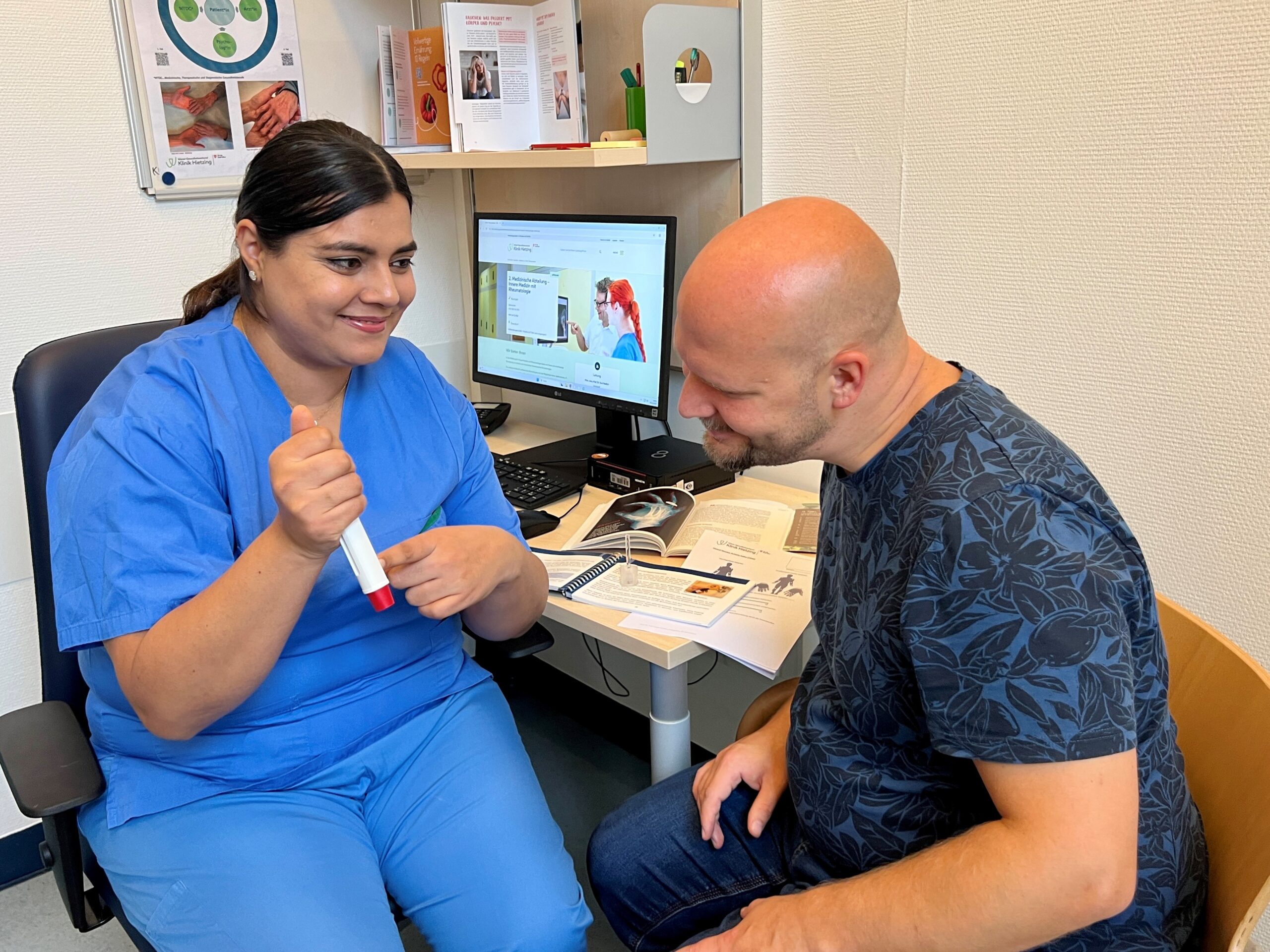 Rheuma-Nurses stehen in Klinik Hietzing Patienten zur Seite