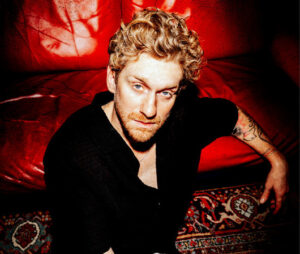 Lucas Fendrich - mit seiner ausdrucksstarken Stimme eines der musikalischen Highlights des Abends. © beigestellt