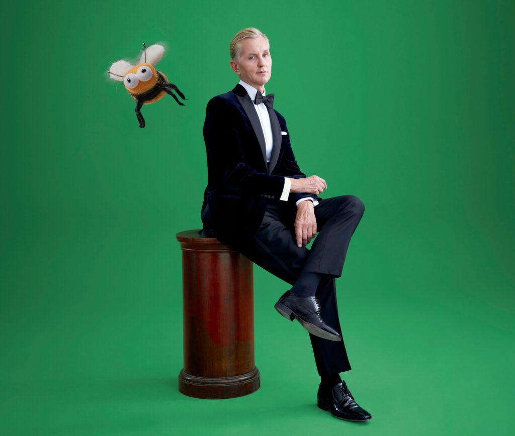 Tierisch gute Unterhaltung in feinster Retro-Weise gibt es mit Max Raabe und dem Palast Orchester. © Gregor Hohenberg