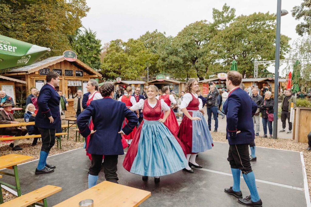 Österreichisches Brauchtum auf der Wiener Kaiser Wiesn 2025