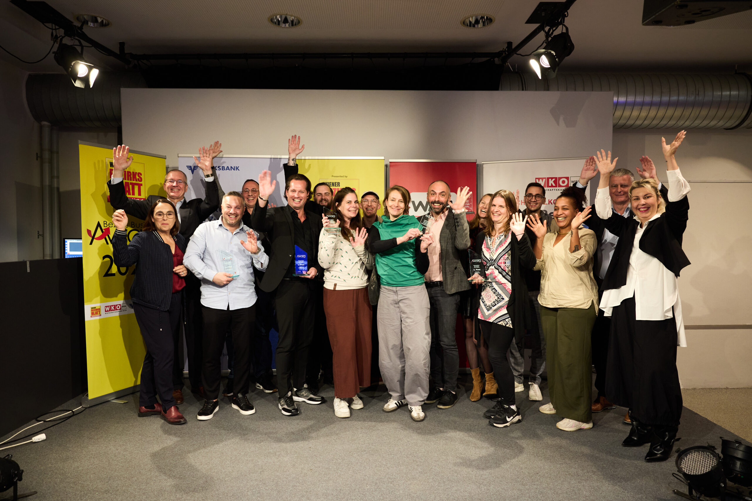 Mariahilfer Unternehmen freuen sich über Bezirks Business Awards!