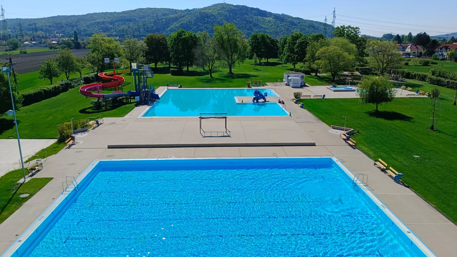 Heißer Start, kühles Finale: Erfolgreiche Saison im Berndl-Bad