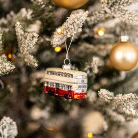 Weihnachten ruft: Das Christkind kommt mit den Öffis