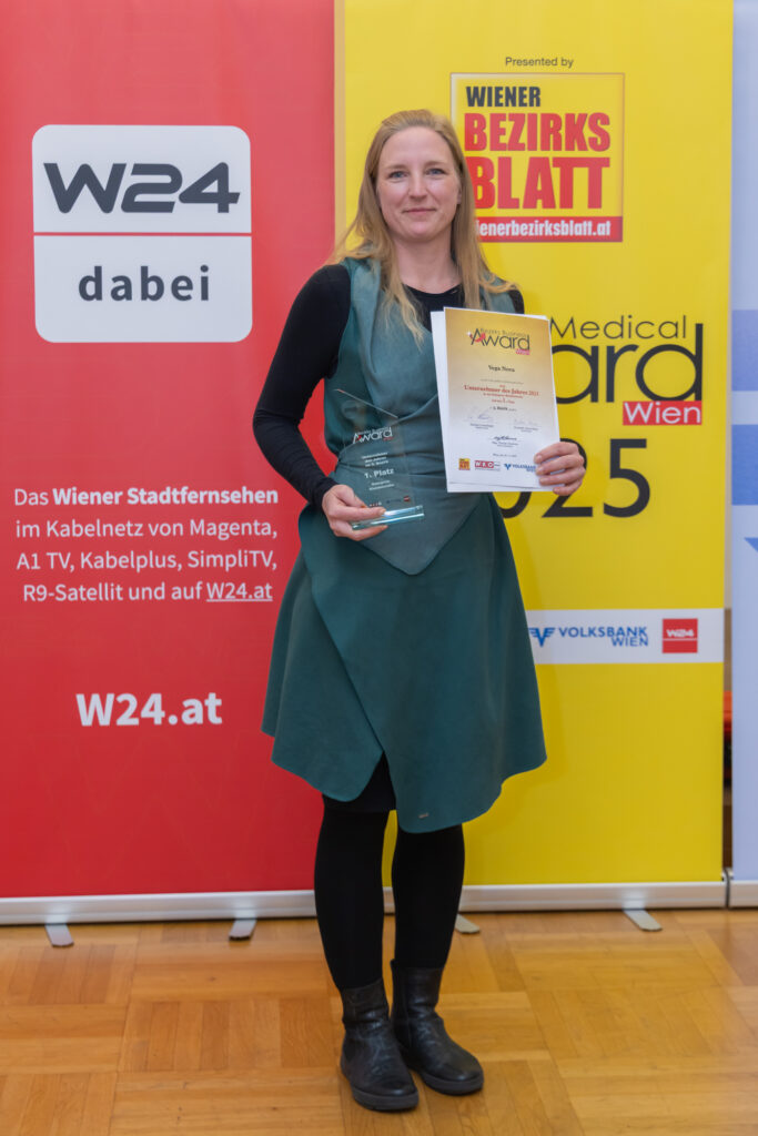 Lena Schöllerl, Vega Nova