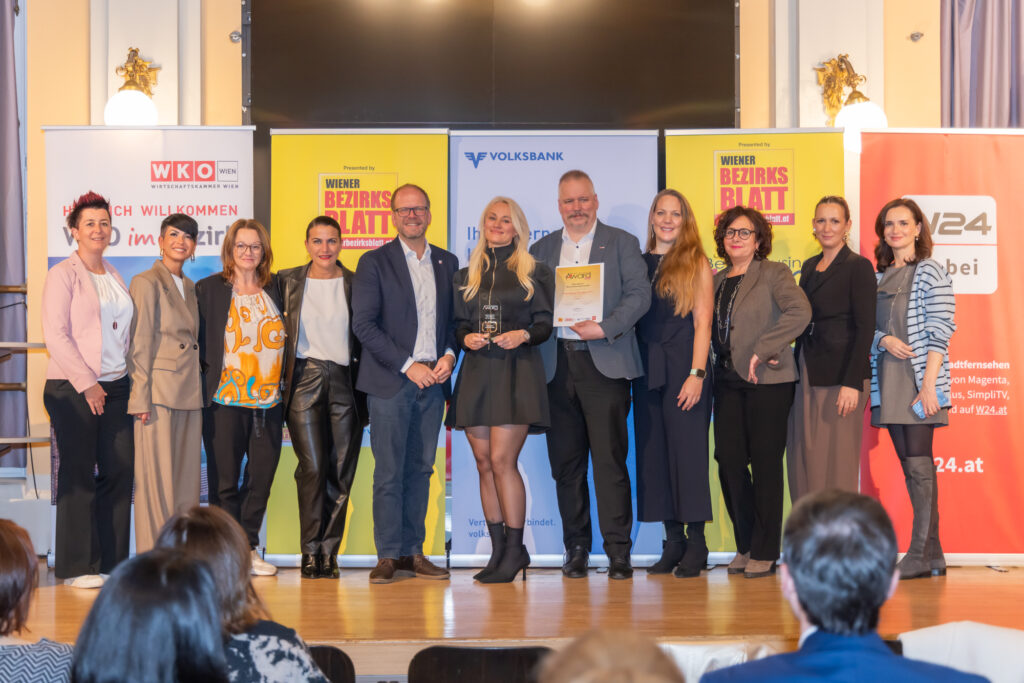 Mrs. Sporty Schwendermarkt: Renate Stöckl und ihr engagiertes Team freuen sich riesig (Bild: Oblak).