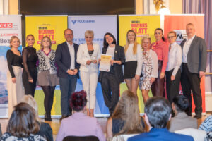 Firma dresscode mit Barbara Lach-Filip, Laura Lach-Filip und ihrem strahlenden Team (Bild: Oblak).