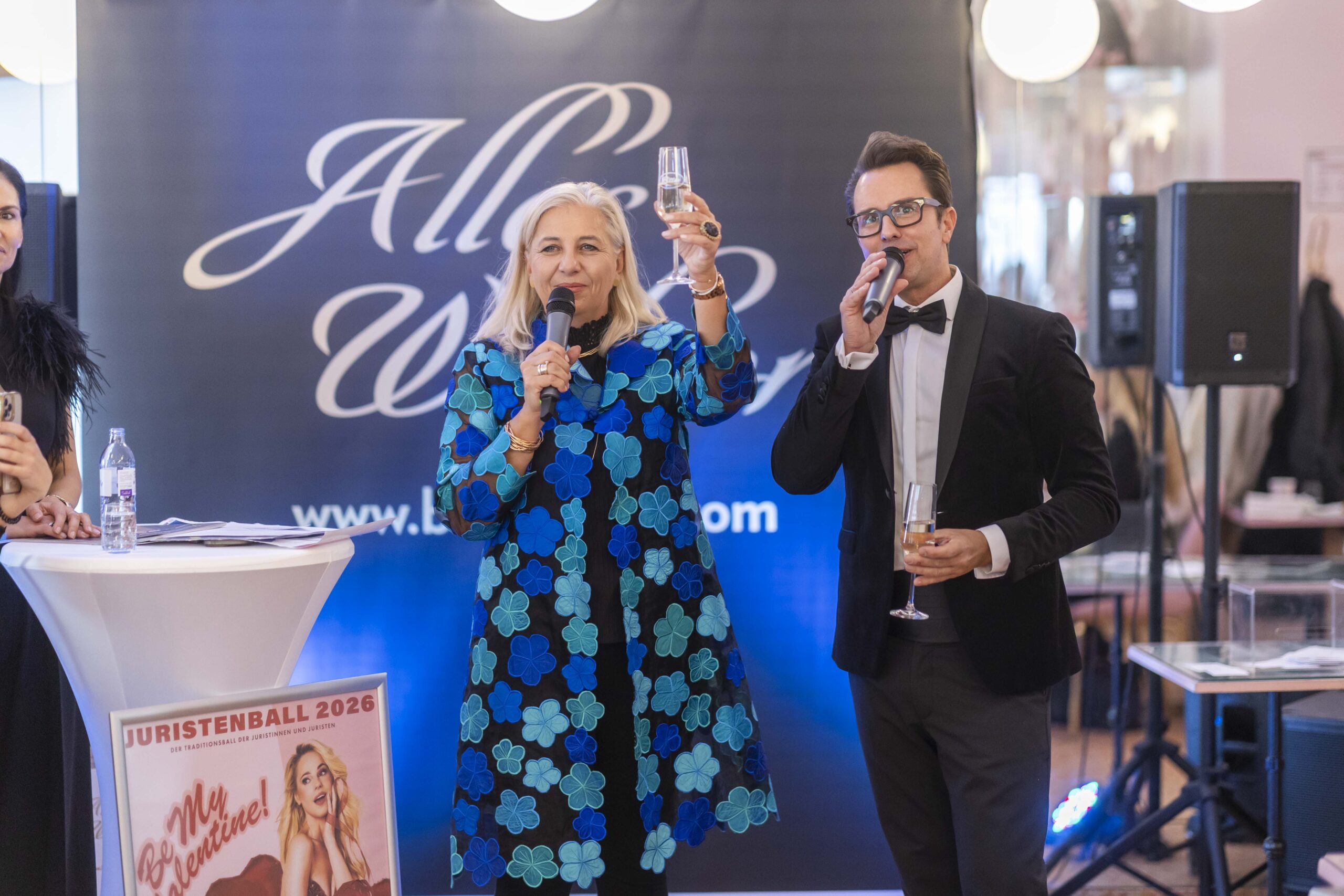 Alles Walzer! Neues, kostenloses Top-Magazin für die Ballsaison