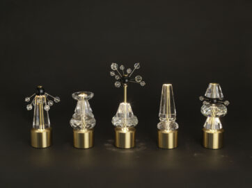 Lobmeyr bringt mit „Ground Control“ Sternenglanz nach Hause