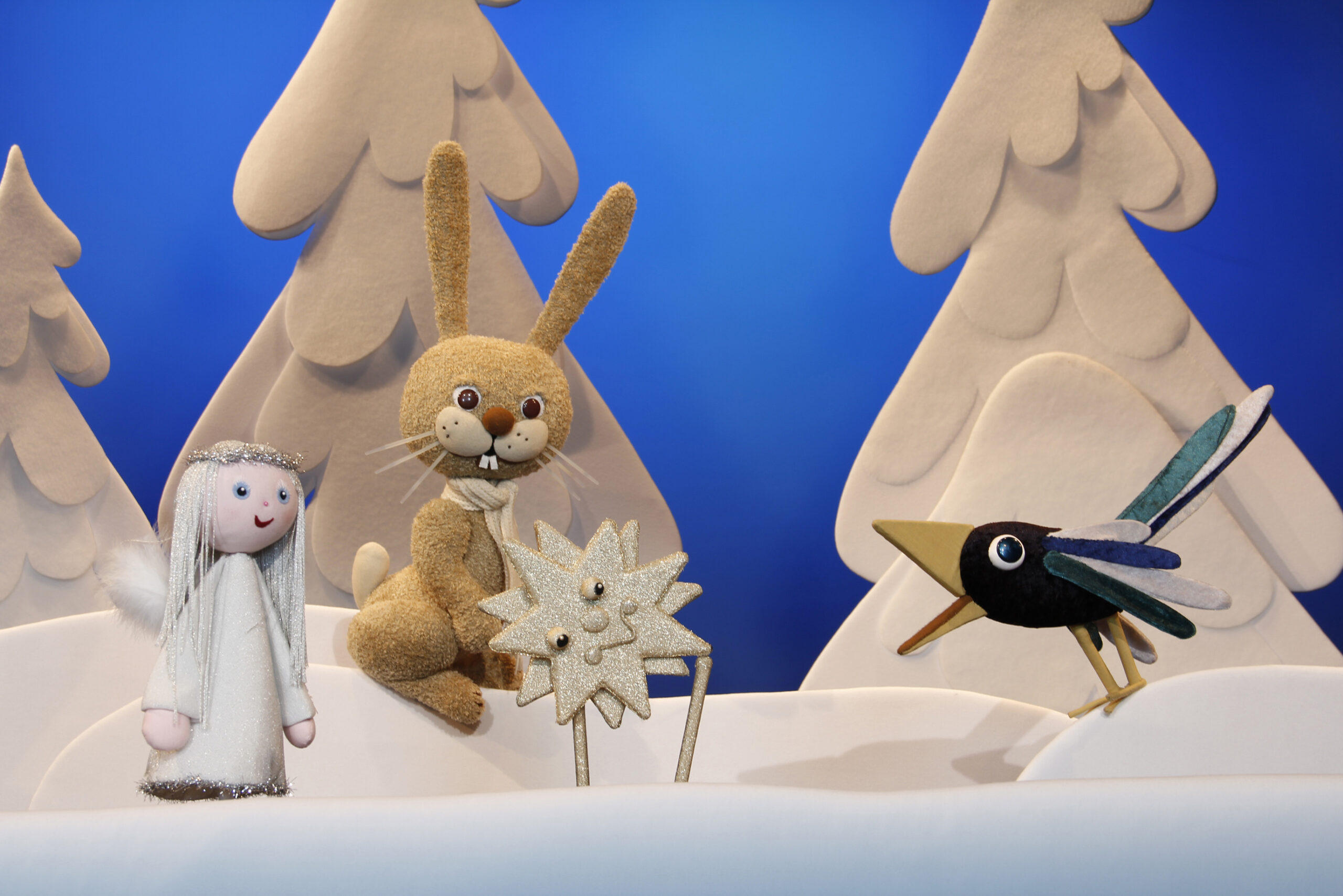 Hase Hoppla erlebt Weihnachten im Lilarium