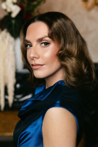 Livia Wrede © MODE WIEN, Wiener Friseure, Location: Almanac Palais Vienna Hotel, Fotografin: Sarah Katharina Hochmayer, Schmuckpartner: Anton Heldwein