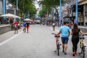 Mariahilfer Straße: Rad- und Scooter-Regeln auf dem Prüfstand