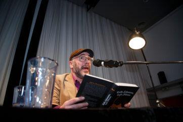 Das Verbrechen schläft nicht: Krimi-Lesung für guten Zweck