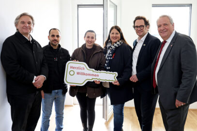 Schlüssel-Übergabe im neuen Stadtquartier “Sophie 7”