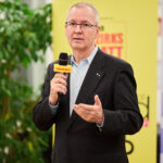 Die Volksbank, vertreten durch Martin Heilinger, unterstützt das Event.