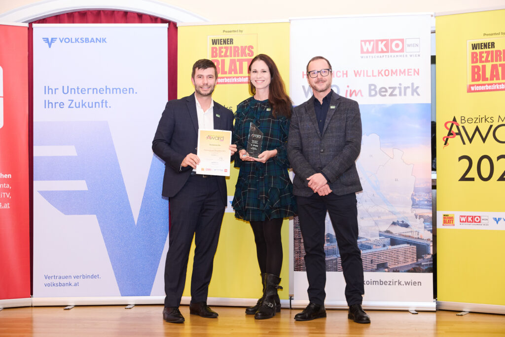 Patrick Moser (l.), Elisabeth Herdin, Christian Leikam, Teamneunzehn