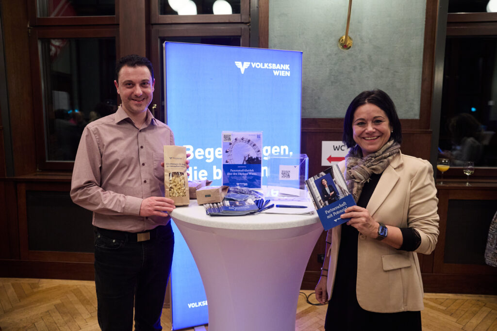 David Tarody und Andrea Sobotka von der Volksbank © Stefan Burghart